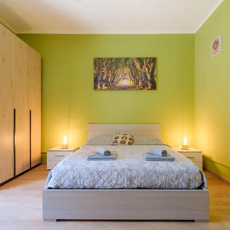 Fioravanti, By Short Holidays * ボローニャ