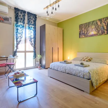 Fioravanti, By Short Holidays Apartman *